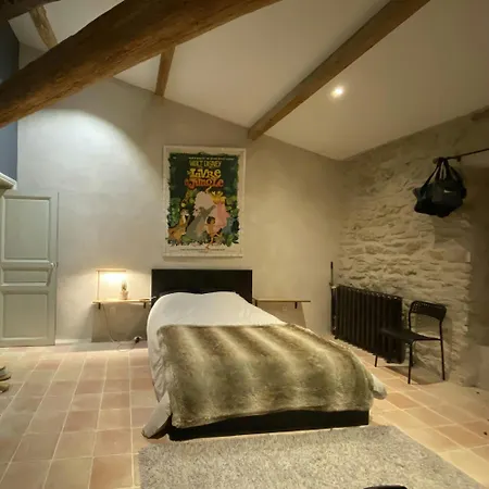 18th Century Barn With Pool Near Narbonne Hébergement de vacances *